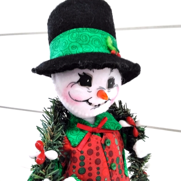Annalee 9" Festive Evergreen Snowman ☃️ - Picture 7 of 7
